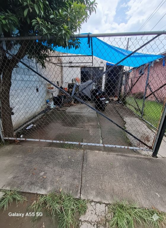 CASA EN VENTA EN LOS OLIVOS IXTLAHUACAN DE LOS MEMBRILLOS DE 1 RECAMARA